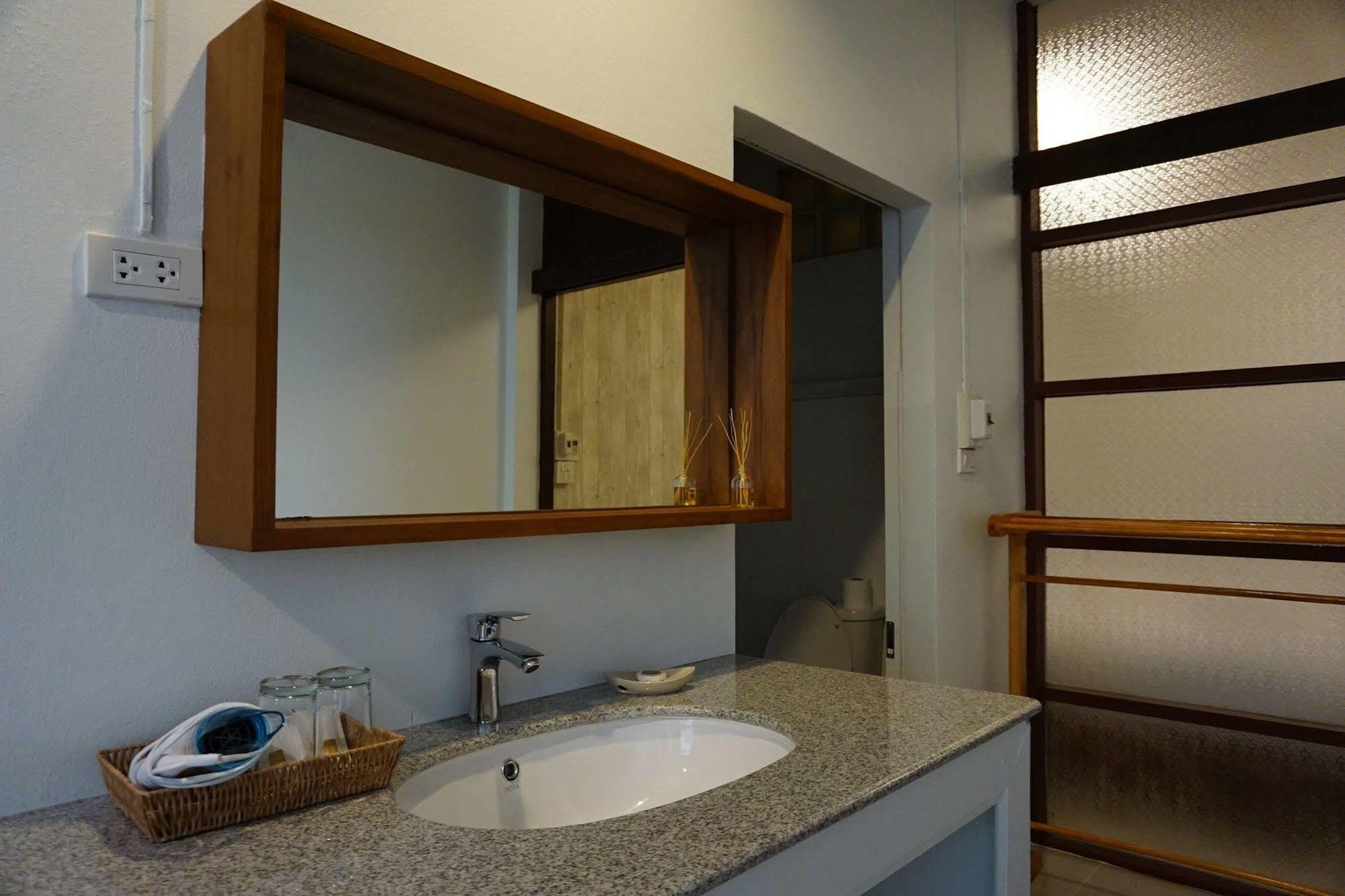 Hotel Baan Iyara Nan Zewnętrze zdjęcie